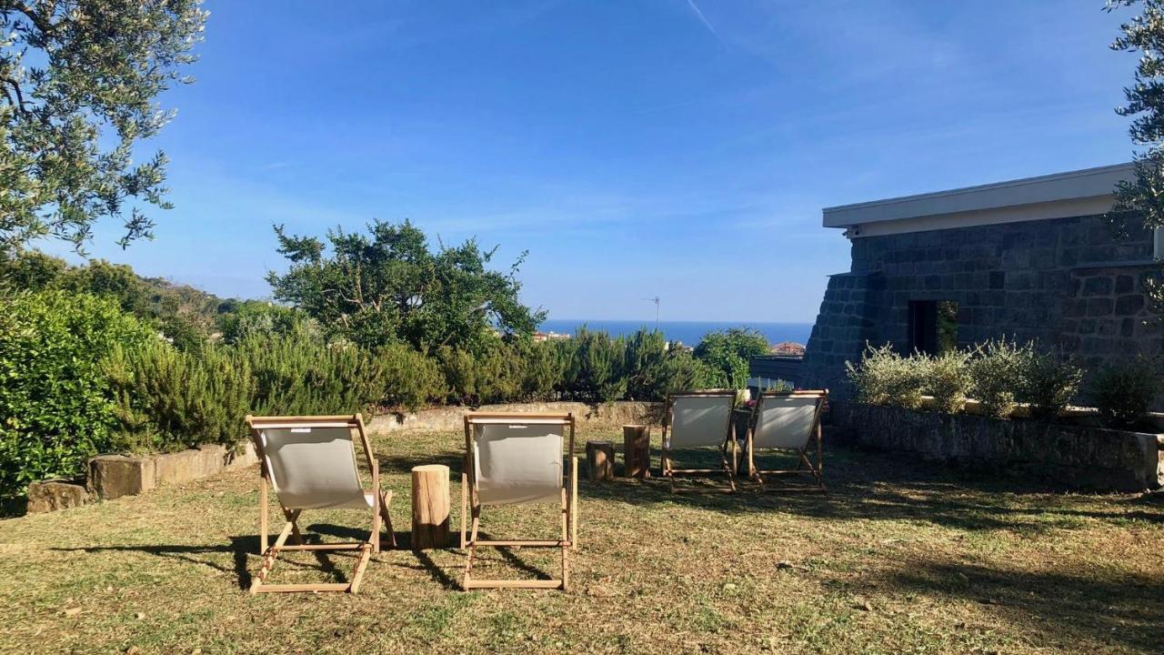 Nostos Casale Panzió SantʼAgata sui Due Golfi Kültér fotó